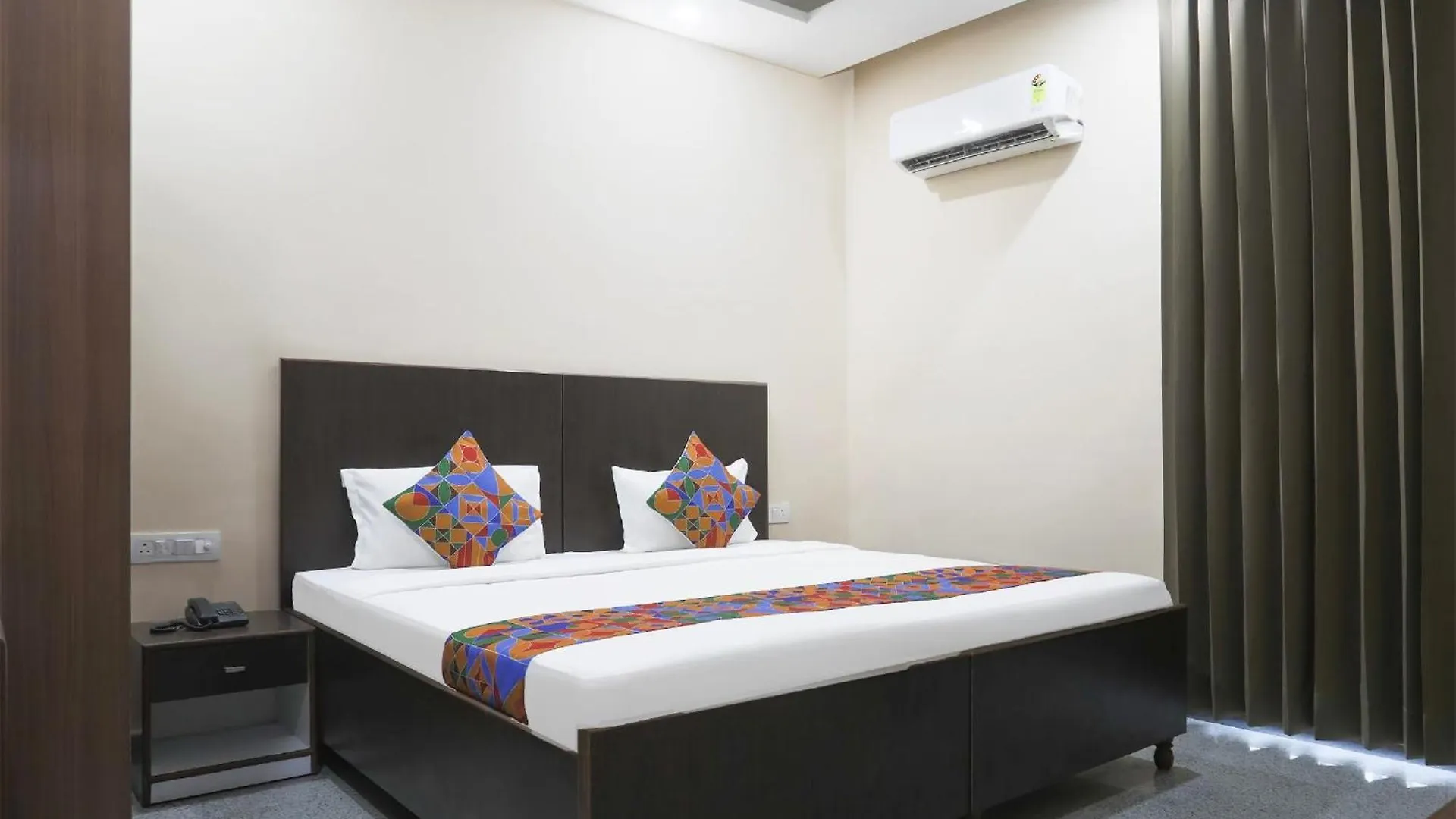 Fabhotel Bliss Premium غورغاون فندق